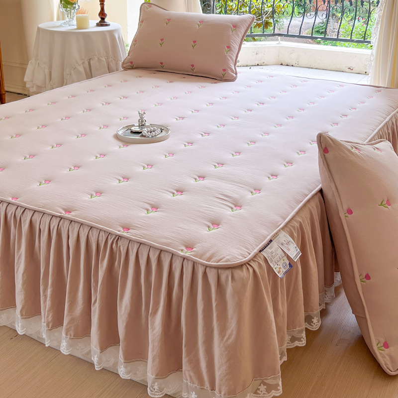 Thicken Quilted Cotton Bed Ski - огляд і ціна Embroidery Quilt Cover