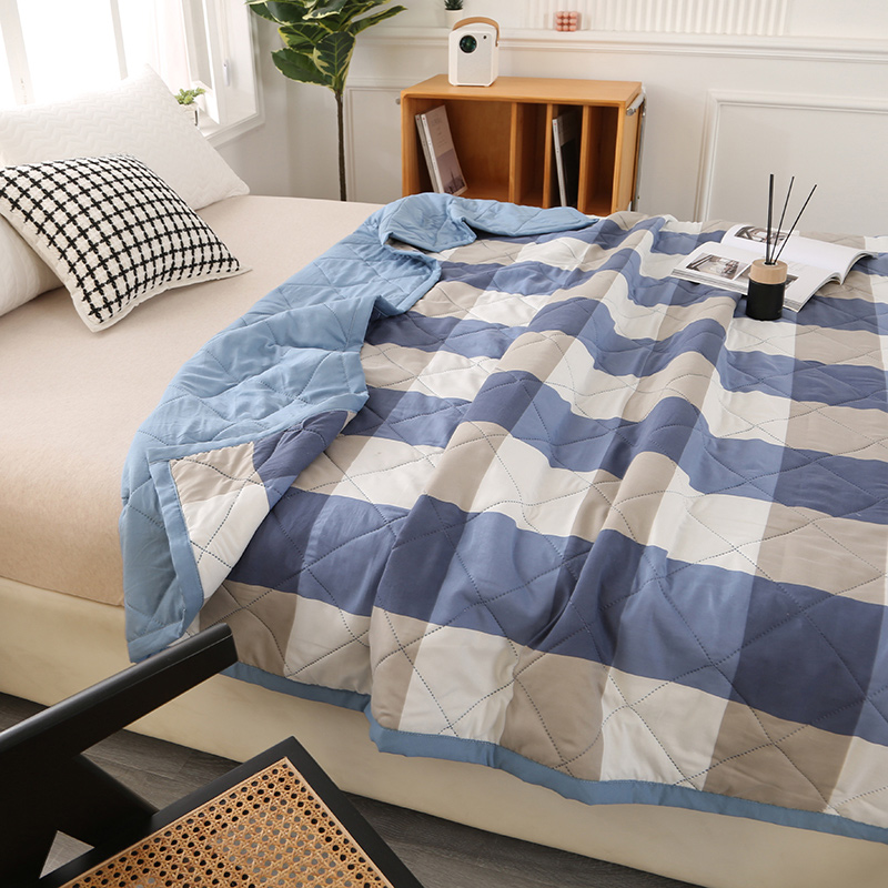 A solid color spring/summer wa - огляд і ціна Embroidery Quilt Cover