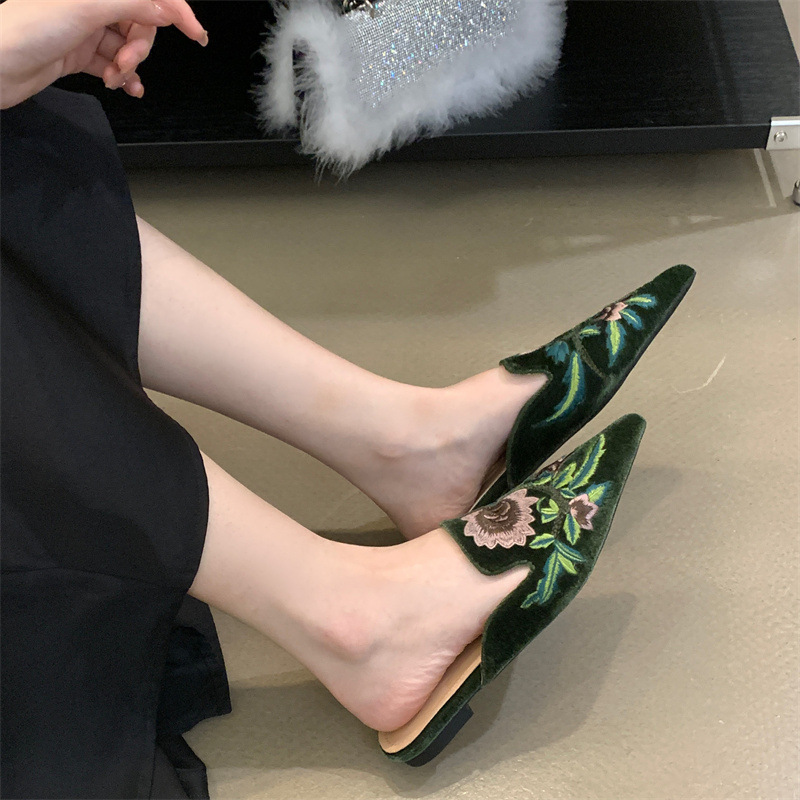 2026 New Women's Shoes Embroid - огляд і ціна Embroidery Designer