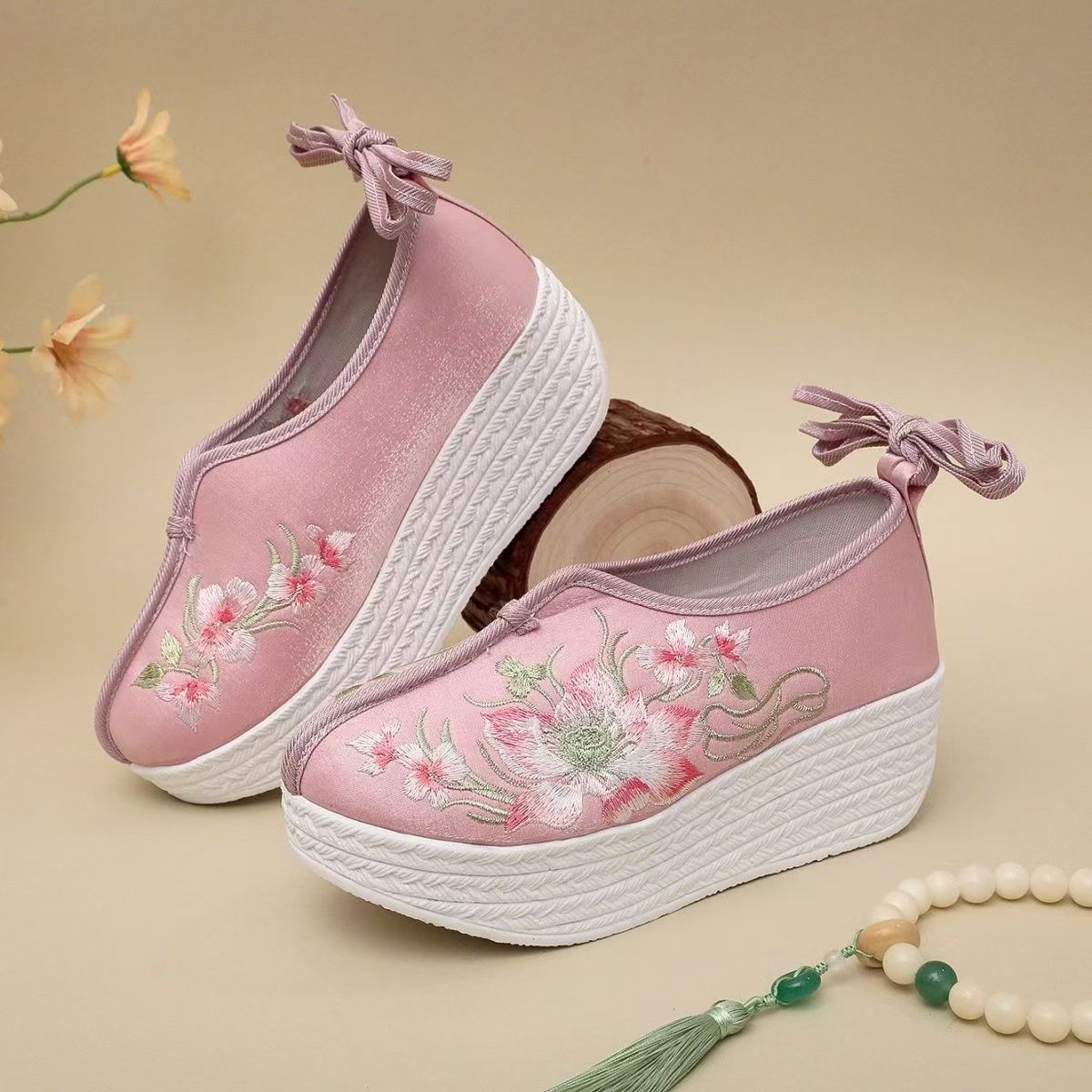 Woman Ethnic Style Wedges Embr - огляд і ціна Embroidery Fabric