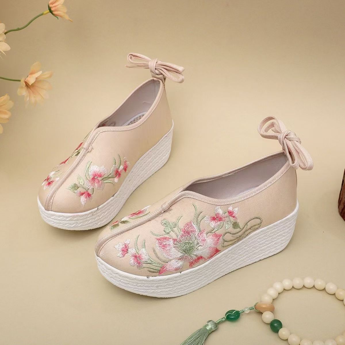 Woman Ethnic Style Wedges Embr - огляд і ціна Embroidery Fabric